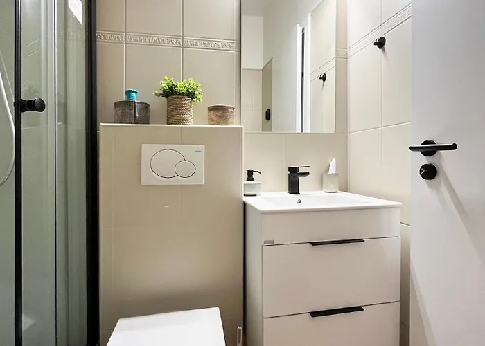 דירה New Cozy Studio, Ac & Balcony *