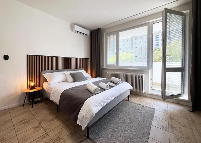 דירה New Cozy Studio, Ac & Balcony *