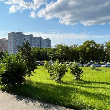 New Cozy Studio, Ac & Balcony *